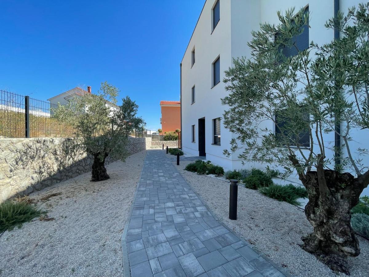 Lux Nanea Apartment 크르크 외부 사진